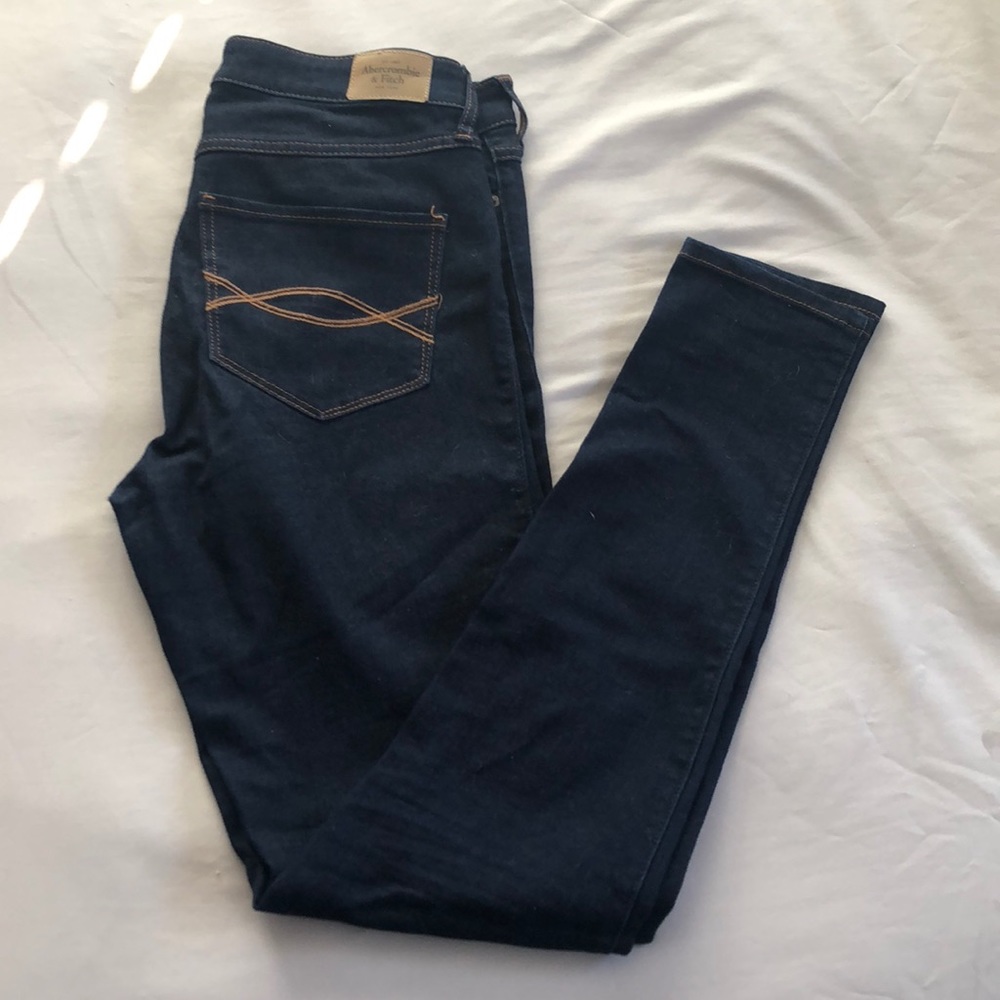 Dark Women's Skinny Jeans